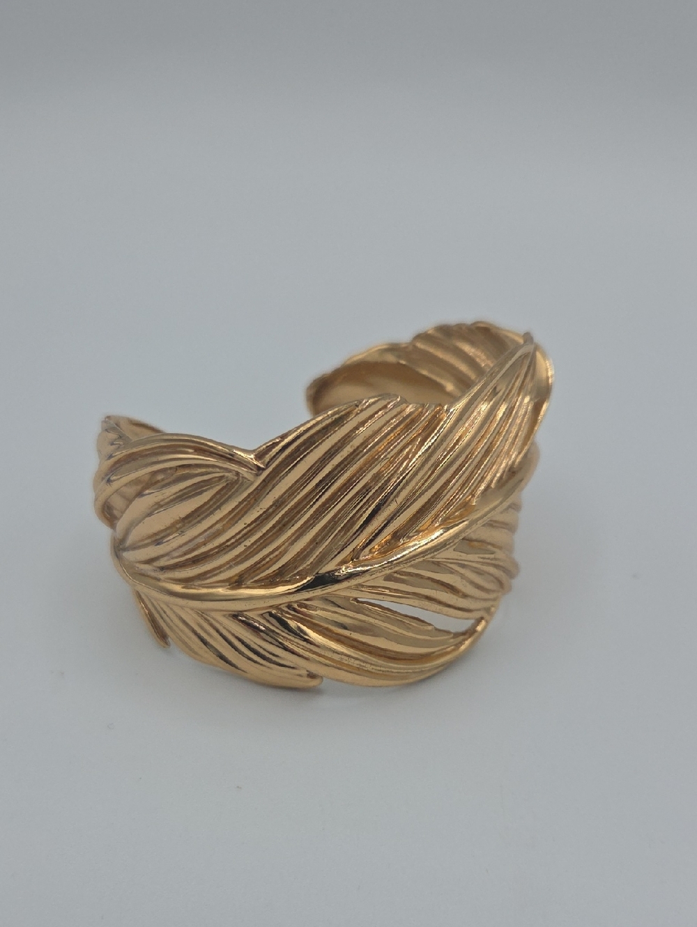 5 for $25! Stella & Dot Garden Feather Gold Tone Cuff Statement Bracelet